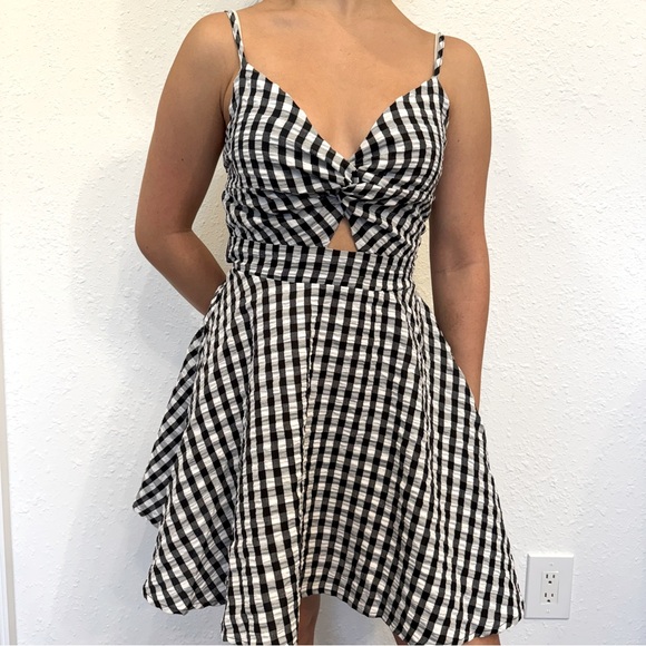 Twist Knot at Front Black And White Gingham Spaghetti Strap Mini Dress - Picture 1 of 3